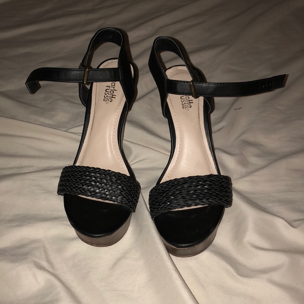 Wedge heels